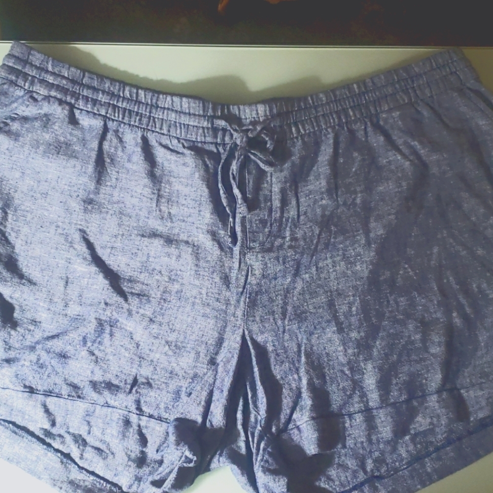 Old Navy linen shorts